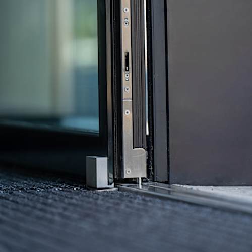 Energy-efficient sliding door ST PRO Green with ES PROLINE