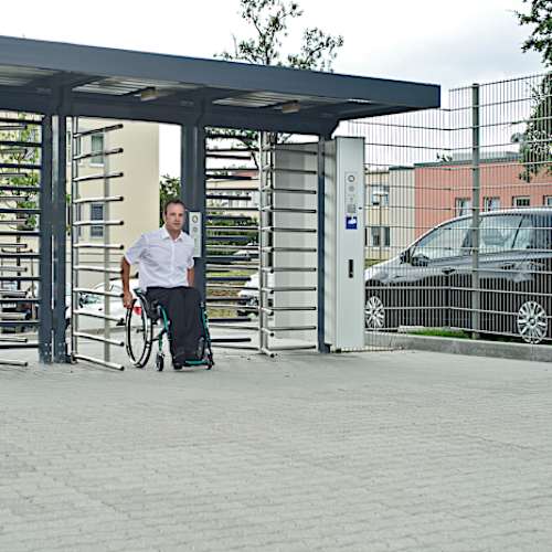 Kentaur hohe Drehflügeltüren - FGE-M01