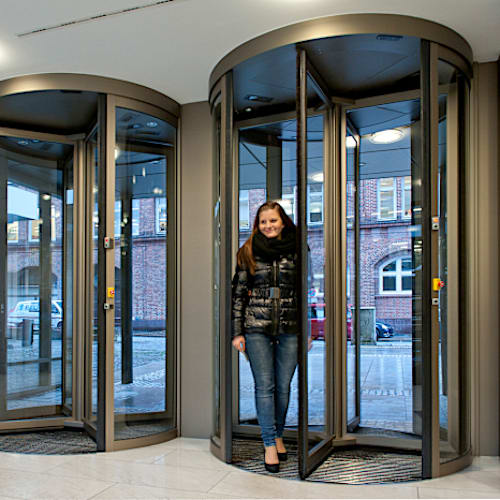 Geryon security revolving door