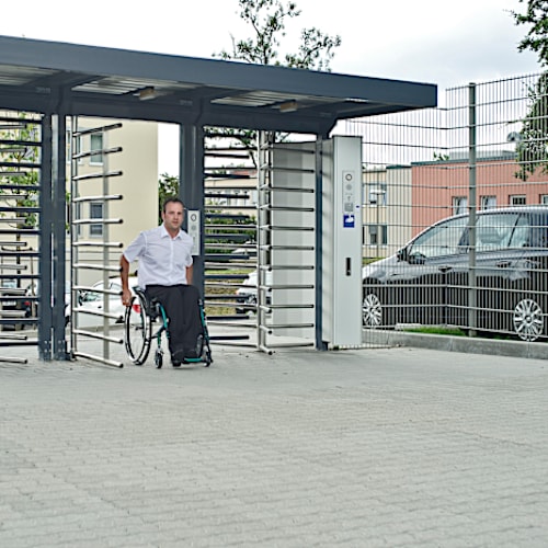 Kentaur hohe Drehflügeltüren - FGE-M01