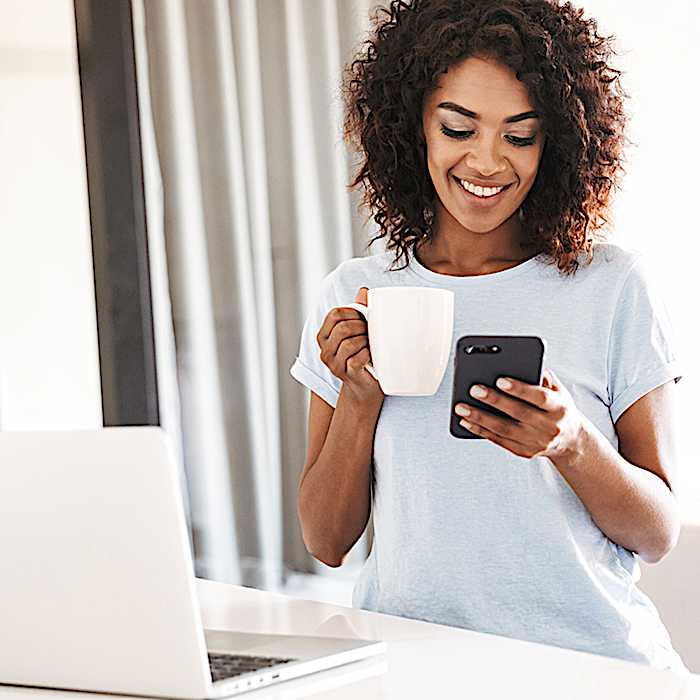 ladyreceiving access rights mobile access access by app