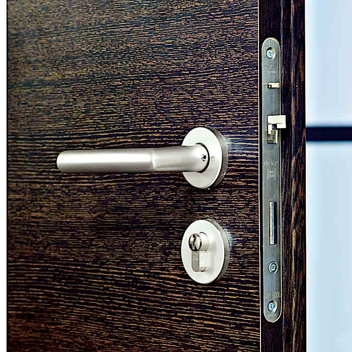 SVP_6000_in_Tuer_1200x1200.jpg