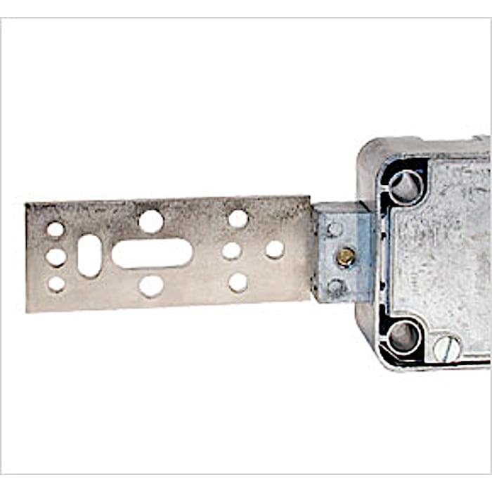 Praetor B - Bolt extension to the front