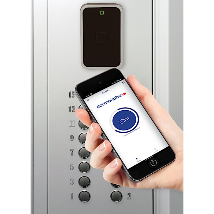 SR Series BLE Mobile Access to perimeter and common areas
