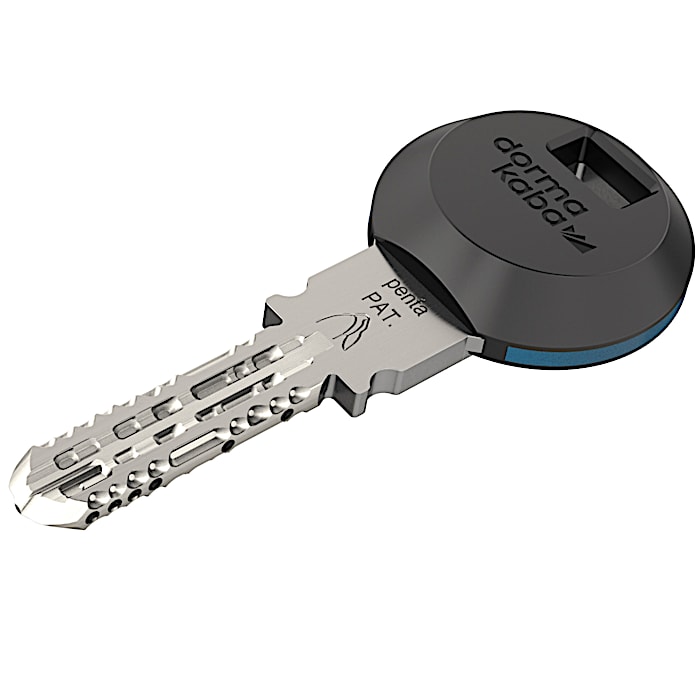 Reversible key with RFID transponder