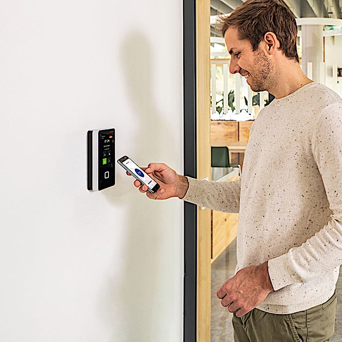 dormakaba mobile access terminal 9600 door opening app