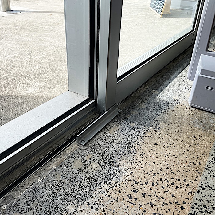 EL 301 Protect Door System - 3